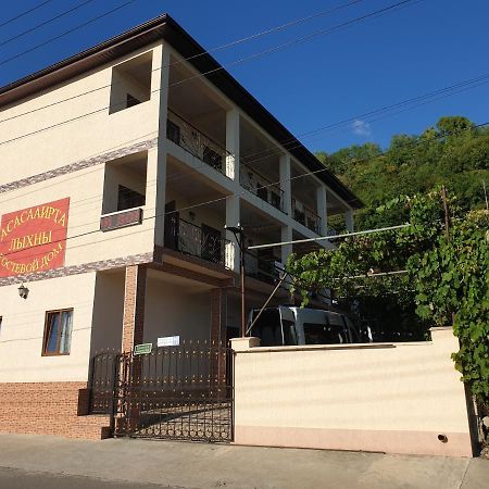 Guest House Lykhny Gagra Kültér fotó