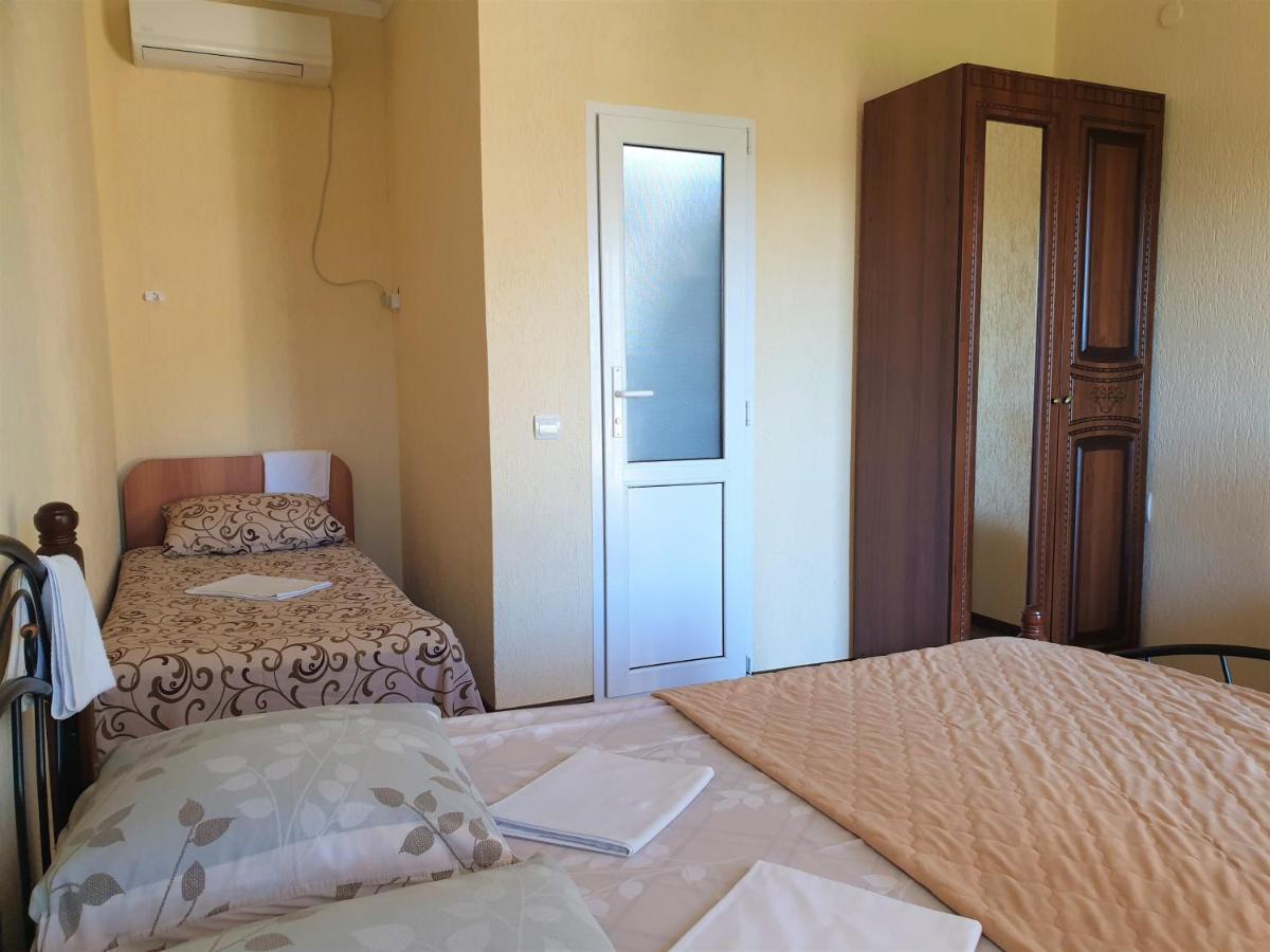 Guest House Lykhny Gagra Kültér fotó