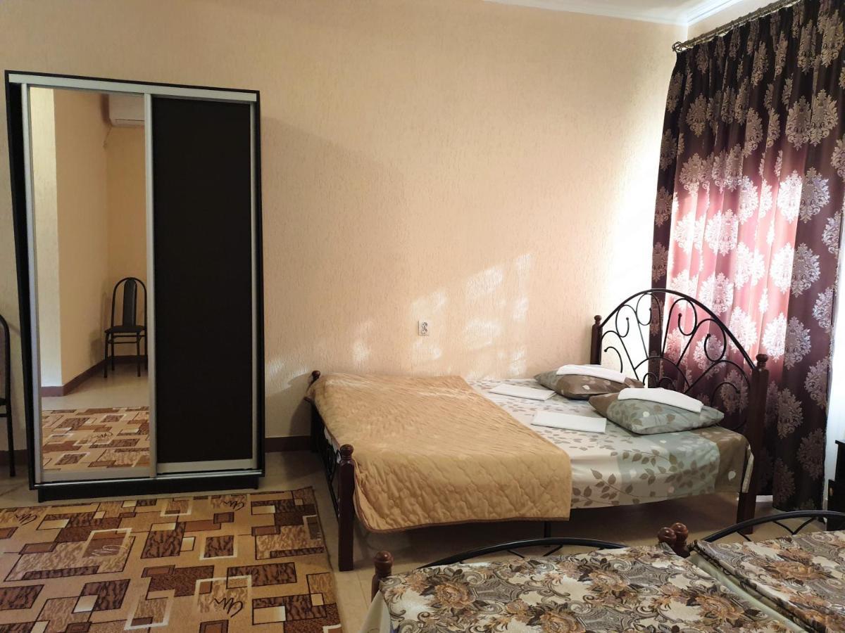 Guest House Lykhny Gagra Kültér fotó