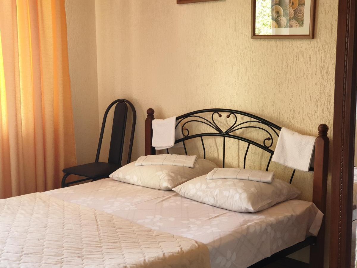 Guest House Lykhny Gagra Kültér fotó